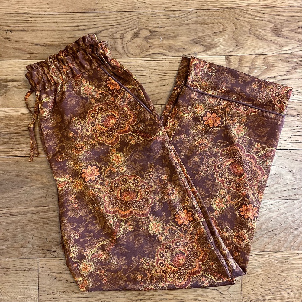 NWOT Laura Ashley x Urban Outfitters Floral Pants